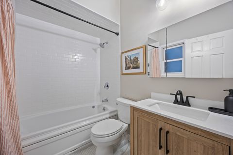 Tiny photo for 2852 N Damen Avenue #1, Chicago, IL 60618 (MLS # 12522737)