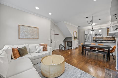 Tiny photo for 2852 N Damen Avenue #1, Chicago, IL 60618 (MLS # 12522737)