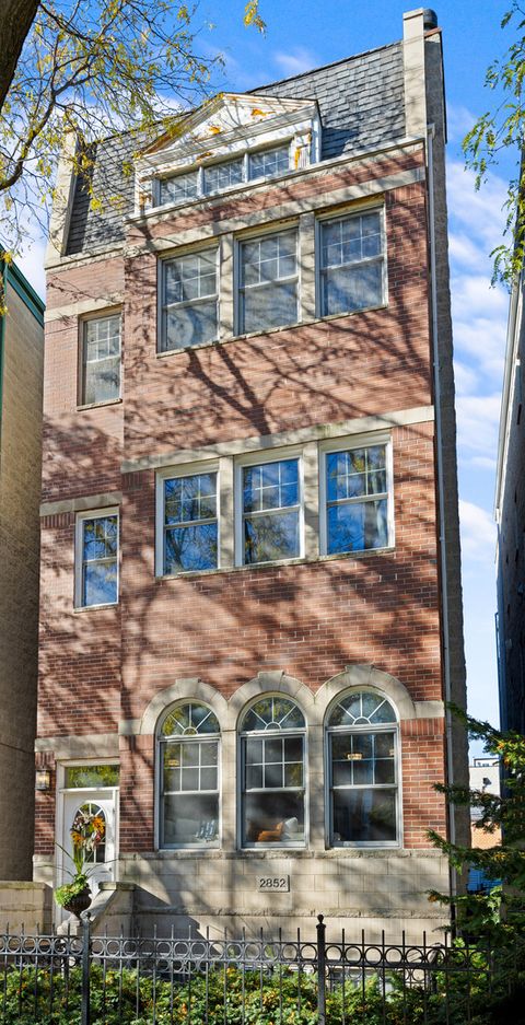 Photo of 2852 N Damen Avenue #1, Chicago, IL 60618 (MLS # 12522737)