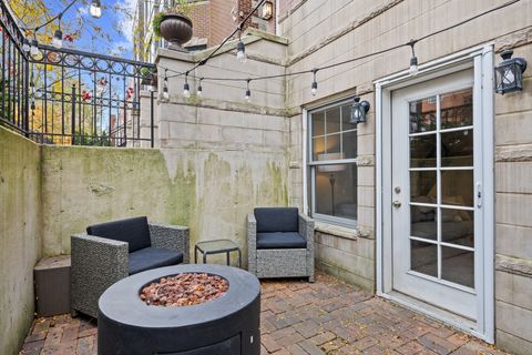 Tiny photo for 2852 N Damen Avenue #1, Chicago, IL 60618 (MLS # 12522737)