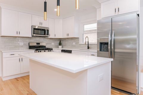 Tiny photo for 6800 W 97th Street, Oak Lawn, IL 60453 (MLS # 12513879)