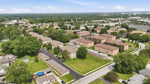 Tiny photo for 4910 134th Court #101, Crestwood, IL 60418 (MLS # 12724334)