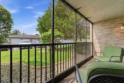Tiny photo for 4910 134th Court #101, Crestwood, IL 60418 (MLS # 12724334)
