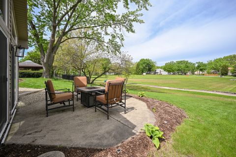 Tiny photo for 2234 Appleby Drive, Wheaton, IL 60189 (MLS # 12638884)