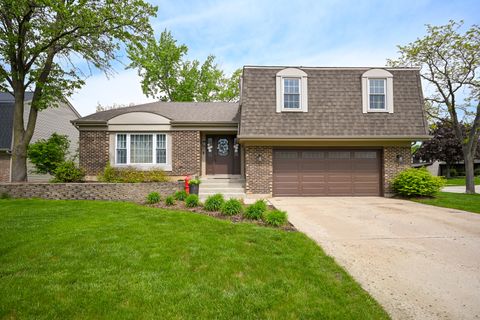 2234 Appleby Drive Wheaton IL 60189