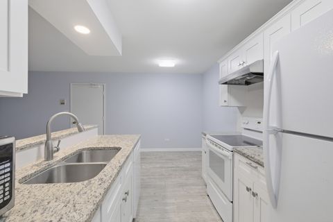 Tiny photo for 621 Virginia Road #107, Crystal Lake, IL 60014 (MLS # 12621924)