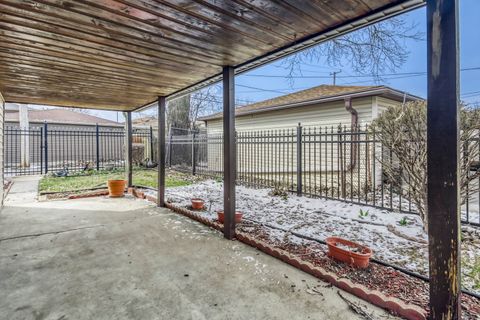 Tiny photo for 12036 S Justine Street, Chicago, IL 60643 (MLS # 12593436)