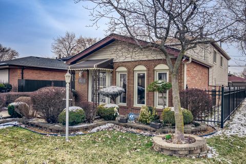 Tiny photo for 12036 S Justine Street, Chicago, IL 60643 (MLS # 12593436)