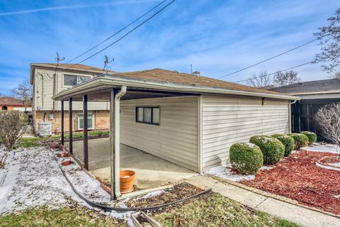 Tiny photo for 12036 S Justine Street, Chicago, IL 60643 (MLS # 12593436)