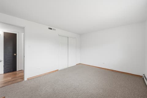 Tiny photo for 11123 S 84th Avenue #2B, Palos Hills, IL 60465 (MLS # 12718886)