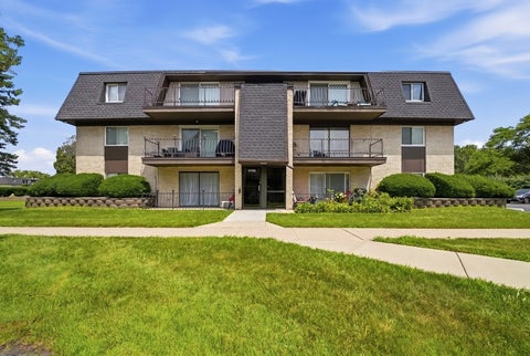 Photo of 11123 S 84th Avenue #2B, Palos Hills, IL 60465 (MLS # 12718886)