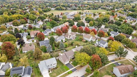 Tiny photo for 308 Foxworth Court, Aurora, IL 60502 (MLS # 12496841)