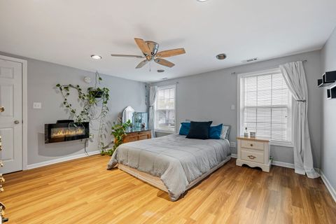 Tiny photo for 308 Foxworth Court, Aurora, IL 60502 (MLS # 12496841)