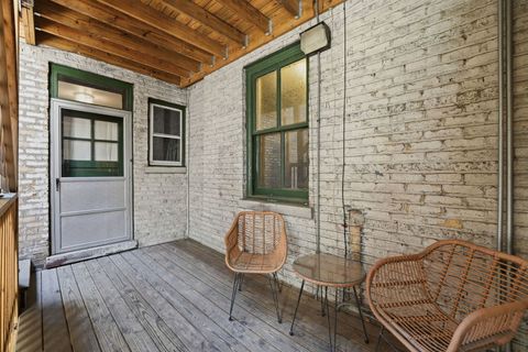 Tiny photo for 823 W Oakdale Avenue #2A, Chicago, IL 60657 (MLS # 12610718)