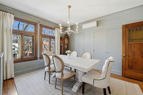 Tiny photo for 823 W Oakdale Avenue #2A, Chicago, IL 60657 (MLS # 12610718)