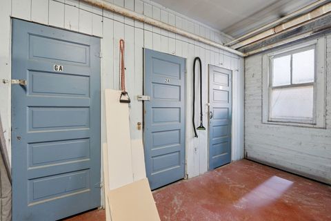 Tiny photo for 823 W Oakdale Avenue #2A, Chicago, IL 60657 (MLS # 12610718)