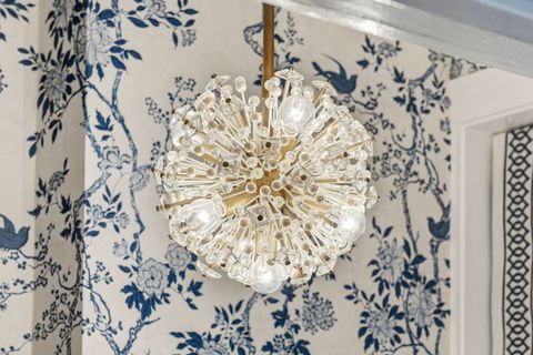 Tiny photo for 823 W Oakdale Avenue #2A, Chicago, IL 60657 (MLS # 12610718)