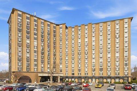 Photo of 1 Renaissance Place #709, Palatine, IL 60067 (MLS # 12599918)