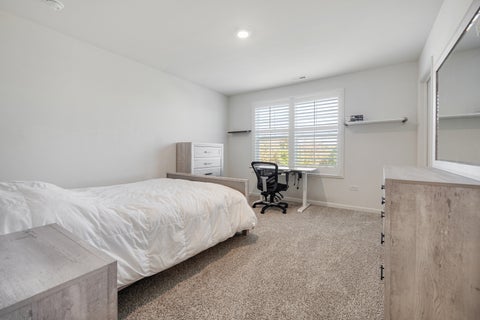Tiny photo for 726 Slate Run, Elgin, IL 60124 (MLS # 12782667)