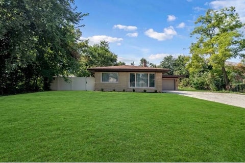 Tiny photo for 19232 Kedzie Avenue, Flossmoor, IL 60422 (MLS # 12752770)