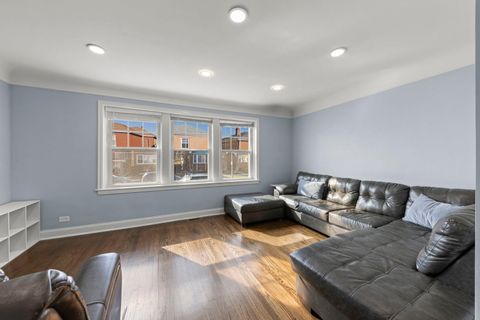 Tiny photo for 1629 Euclid Avenue, Berwyn, IL 60402 (MLS # 12594313)