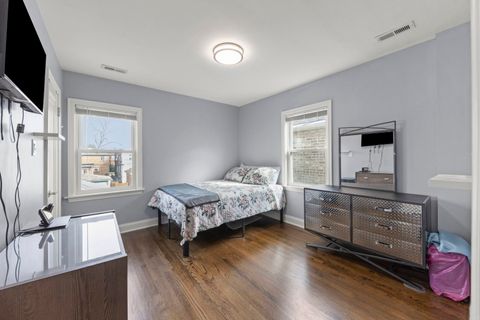 Tiny photo for 1629 Euclid Avenue, Berwyn, IL 60402 (MLS # 12594313)