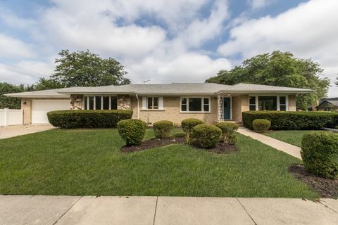 A home in Park Ridge