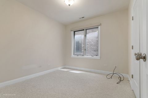 Tiny photo for 25 E 26th Street #4, Chicago, IL 60616 (MLS # 12371816)