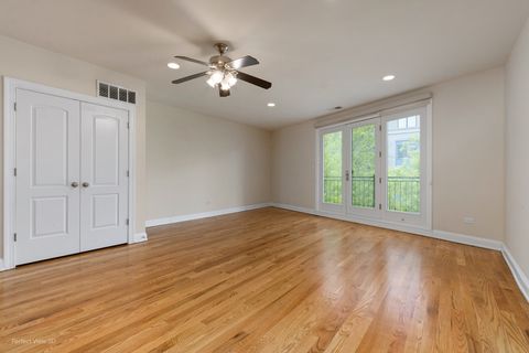 Tiny photo for 25 E 26th Street #4, Chicago, IL 60616 (MLS # 12371816)