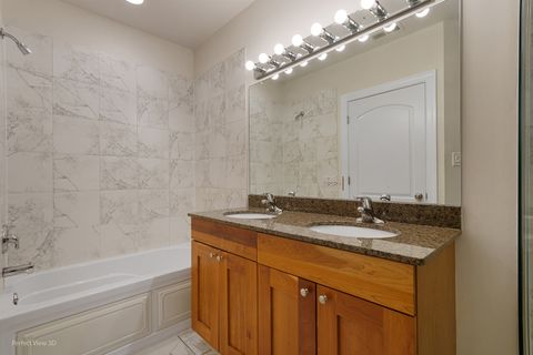 Tiny photo for 25 E 26th Street #4, Chicago, IL 60616 (MLS # 12371816)