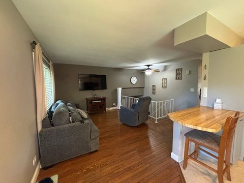 Tiny photo for 203 CEDARWOOD Lane, Antioch, IL 60002 (MLS # 12650209)