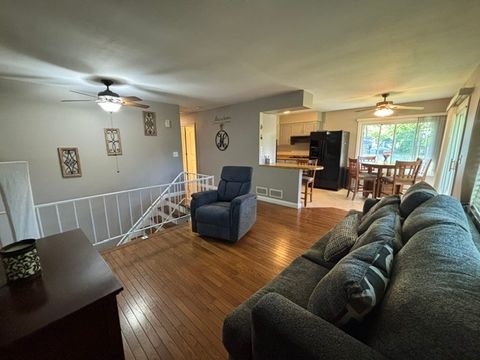 Tiny photo for 203 CEDARWOOD Lane, Antioch, IL 60002 (MLS # 12650209)