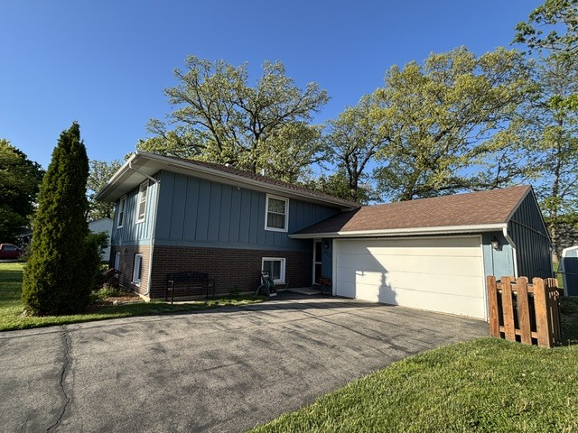 203 CEDARWOOD Lane