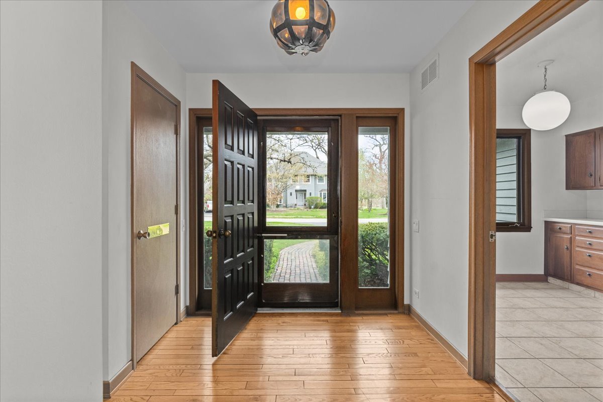 456 Gurney Avenue