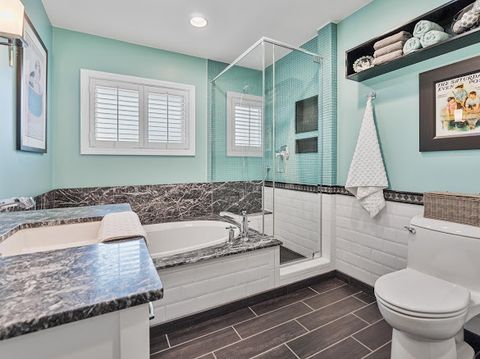 Tiny photo for 15 W 56th Place, Westmont, IL 60559 (MLS # 12667340)