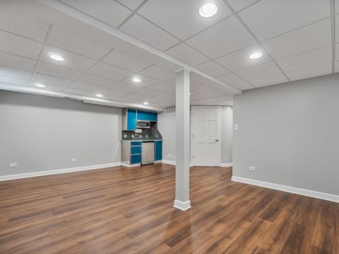 Tiny photo for 15 W 56th Place, Westmont, IL 60559 (MLS # 12667340)