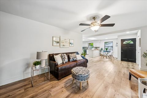 Tiny photo for 9802 W Oak Forest Drive, Beach Park, IL 60099 (MLS # 12513757)