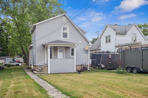 Tiny photo for 1424 Clark Street, DeKalb, IL 60115 (MLS # 12509507)