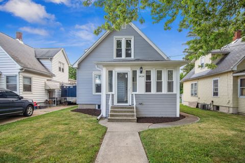 1424 Clark Street DeKalb IL 60115