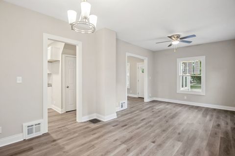 Tiny photo for 1424 Clark Street, DeKalb, IL 60115 (MLS # 12509507)