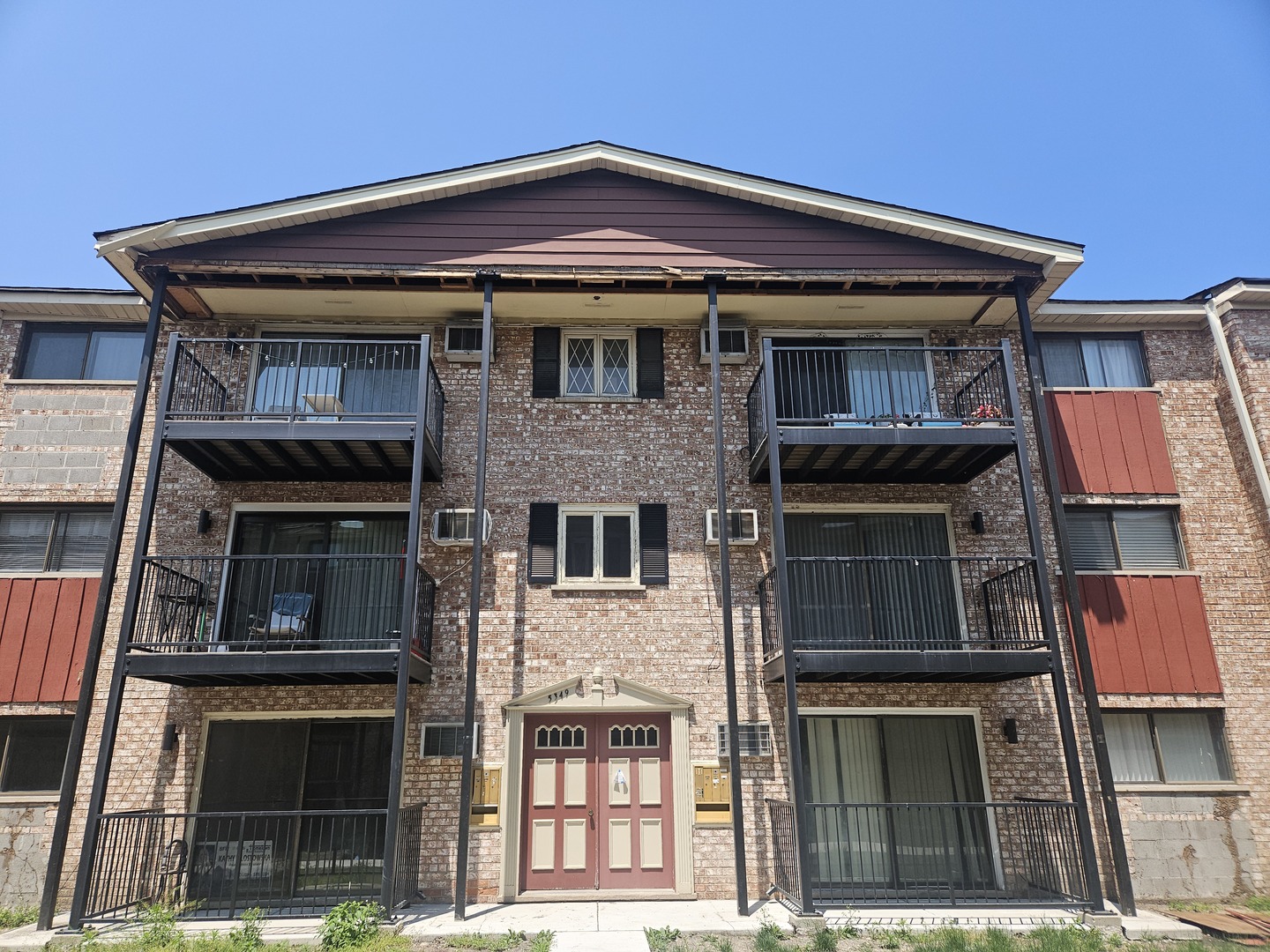 5349 N Delphia Avenue 150