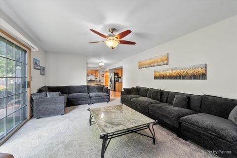Tiny photo for 1358 WOODLAKE Drive, Carol Stream, IL 60188 (MLS # 12469646)