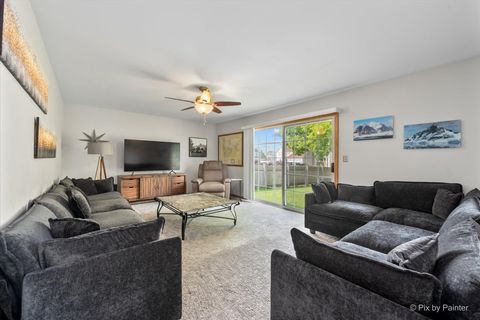 Tiny photo for 1358 WOODLAKE Drive, Carol Stream, IL 60188 (MLS # 12469646)