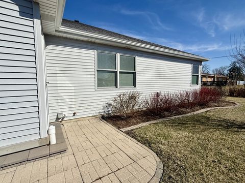 Tiny photo for 298 Sunset Boulevard, Oglesby, IL 61348 (MLS # 12588064)