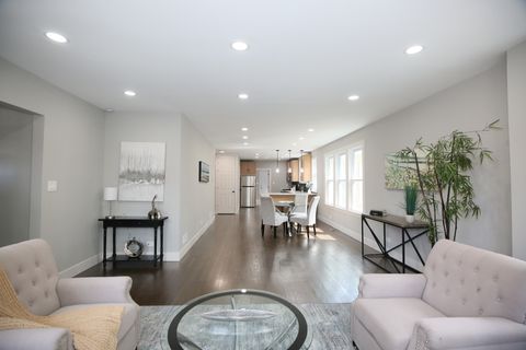 Tiny photo for 2955 N LOTUS Avenue, Chicago, IL 60641 (MLS # 12612748)