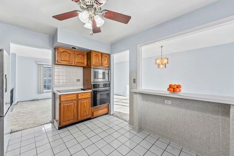 Tiny photo for 7487 Northway Drive, Hanover Park, IL 60133 (MLS # 12573893)