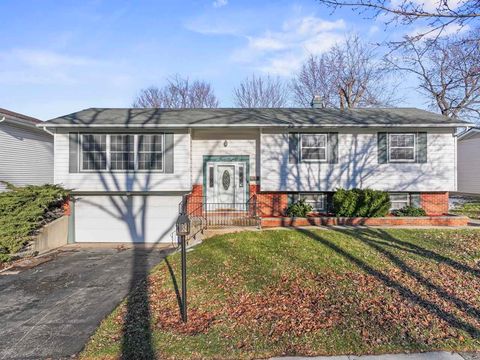 Tiny photo for 7487 Northway Drive, Hanover Park, IL 60133 (MLS # 12573893)