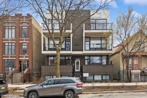 1753 N Kedzie Avenue 3S Chicago IL 60647