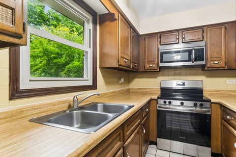 Tiny photo for 512 E Russell Street, Barrington, IL 60010 (MLS # 12638441)