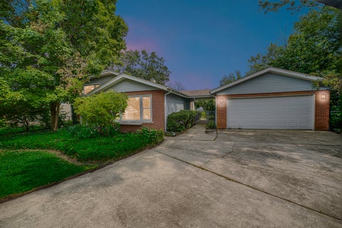 Tiny photo for 15959 Vera Court, Oak Forest, IL 60452 (MLS # 12681403)